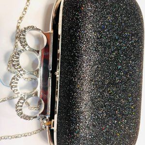 Arbonne Finger Clutch with Detachable Silver Strap